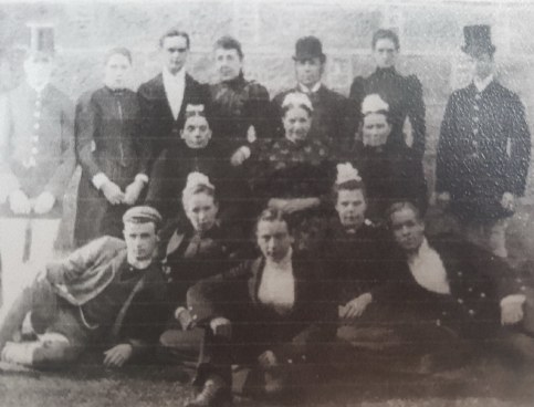 samual cowan back row, 3rd from the left